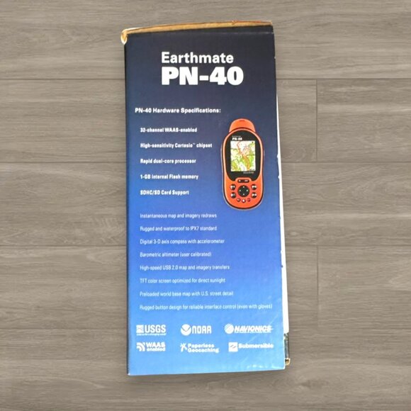DeLorme Earthmate PN-40 Handheld GPS Complete Maps Software Cable & Box - Picture 4 of 7
